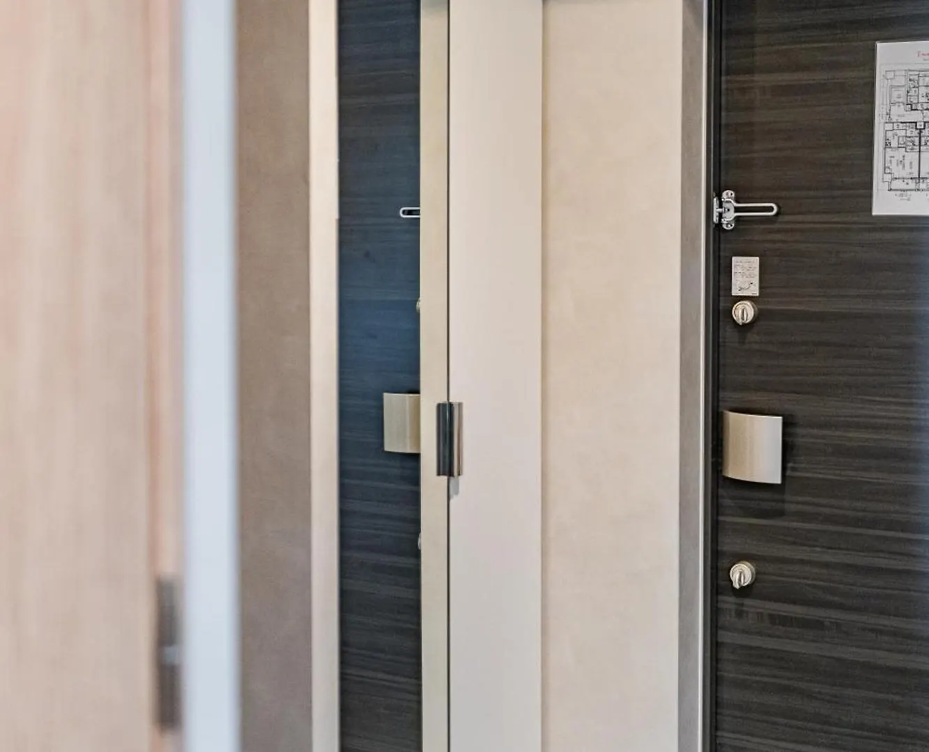 Apartment Hotel 11 Kuromon II Osaka 0*,  Japan